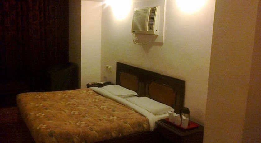 Hotel Premier Jammu Luaran gambar